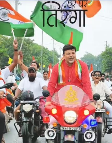 MLA Ashish Deshmukh break the traffic rules